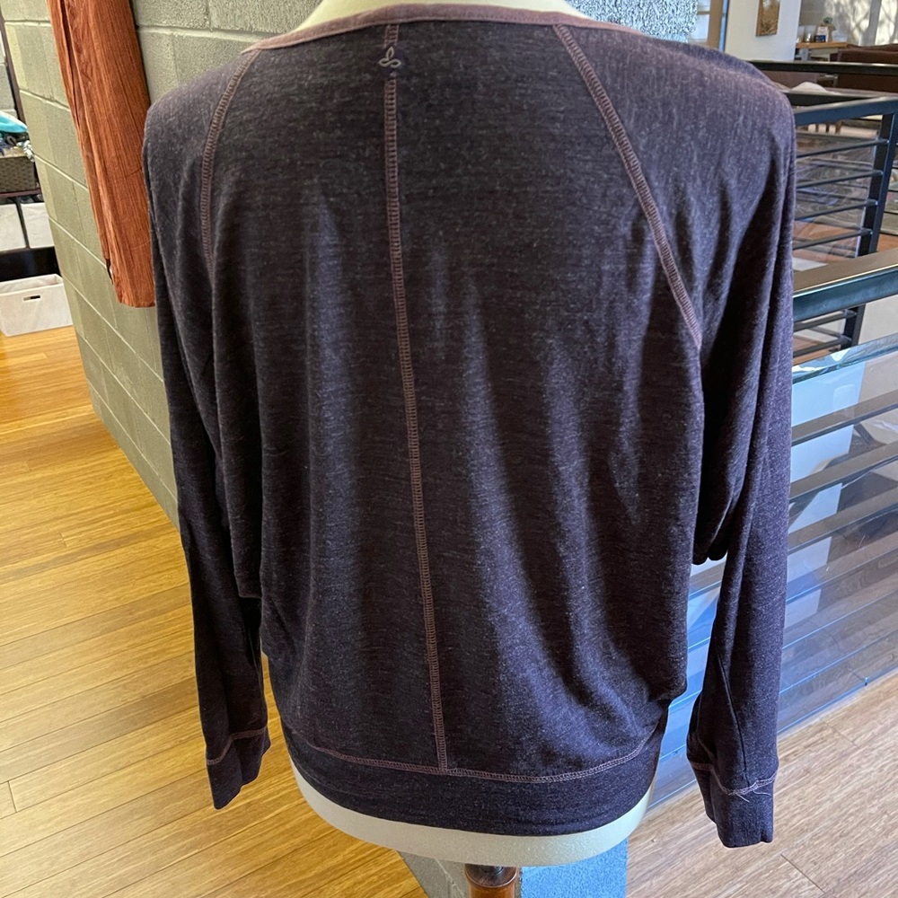 Prana longsleeve top - Picture 2 of 4